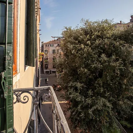 Barbaria De Le Tole Apartment *