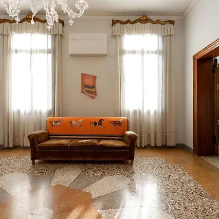 Apartment Barbaria De Le Tole *