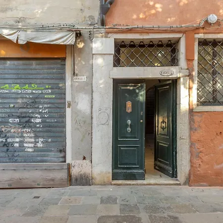 Barbaria De Le Tole Apartment