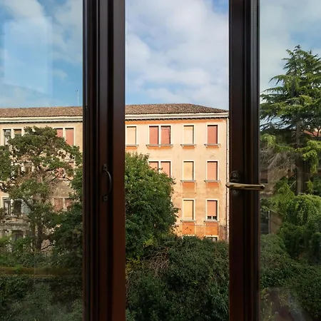 Apartment Barbaria De Le Tole *